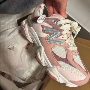 New Balance 9060 Pink kids